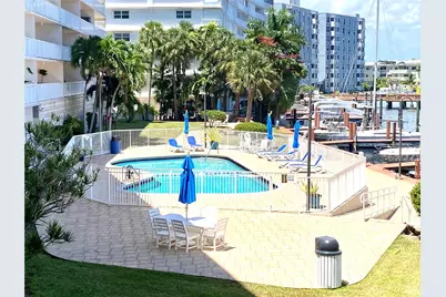 400 Golden Isles Dr #9, Hallandale Beach, FL 33009 - Photo 24