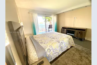 400 Golden Isles Dr #9, Hallandale Beach, FL 33009 - Photo 14