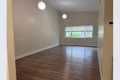 520 SW 5th St, Hallandale Beach, FL 33009 - Photo 8