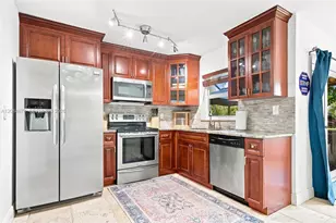 10830 NW 12th Pl, Plantation, FL 33322 - Photo 16