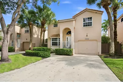 10830 NW 12th Pl, Plantation, FL 33322 - Photo 4