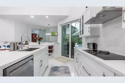 1861 W Eagle Trace Blvd W, Coral Springs, FL 33071 - Photo 20