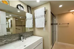 210 174th St, Sunny Isles Beach, FL 33160 - Photo 14