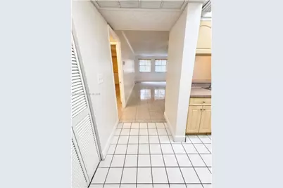 8160 Geneva Ct #115, Doral, FL 33166 - Photo 2
