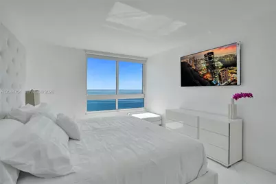 6365 Collins Ave #2403, Miami Beach, FL 33141 - Photo 12