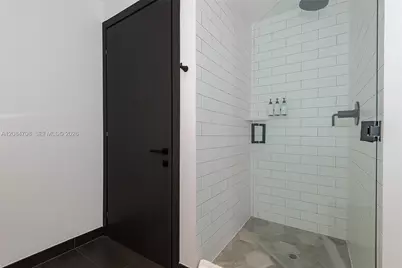 398 NE 5th St #3417, Miami, FL 33132 - Photo 28