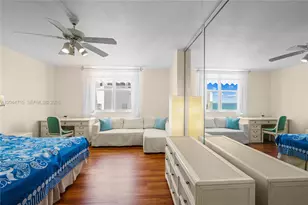 5001 Collins Ave, Miami Beach, FL 33140 - Photo 26