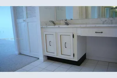 177 Ocean Lane Dr #412, Key Biscayne, FL 33149 - Photo 16