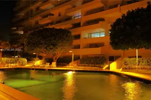 177 Ocean Ln Dr, Key Biscayne, FL 33149 - Photo 32