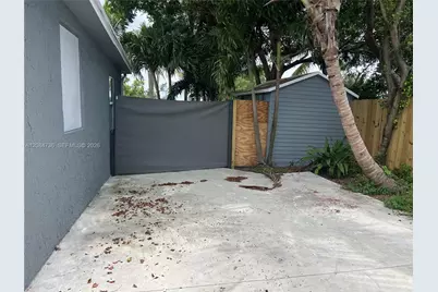 1270 NW 111th St #0, Miami, FL 33167 - Photo 22