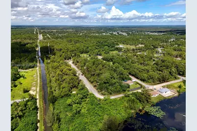 304 Lawler, Lehigh Acres, FL 33972 - Photo 24