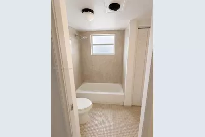 9440 Live Oak Pl #106, Davie, FL 33324 - Photo 6