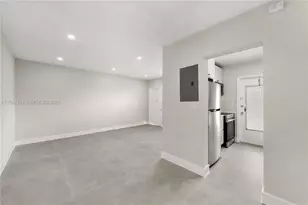 2418 Polk St, Hollywood, FL 33020 - Photo 6