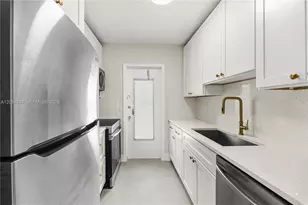 2418 Polk St, Hollywood, FL 33020 - Photo 2