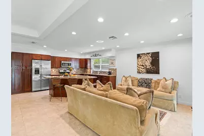 731 NW 4th Ct, Boca Raton, FL 33432 - Photo 12