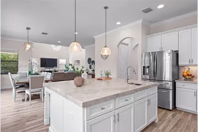 8142 Bradford Way, Parkland, FL 33076 - Photo 10