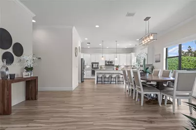 8142 Bradford Way, Parkland, FL 33076 - Photo 4