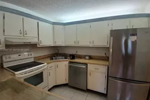 3561 Pine Tree Ct, Greenacres, FL 33463 - Photo 12