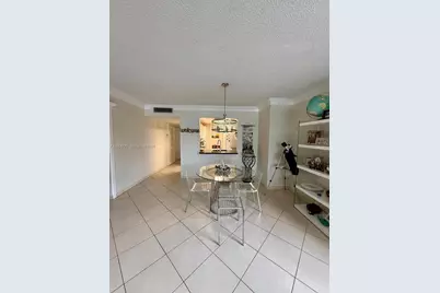 121 Golden Isles Dr #1, Hallandale Beach, FL 33009 - Photo 8