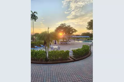 2781 N Pine Island Rd, Sunrise, FL 33322 - Photo 22