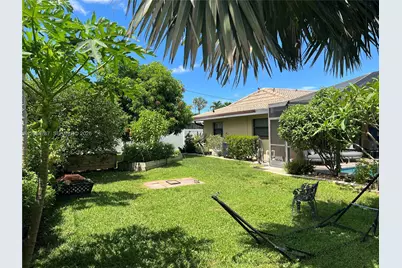 522 SE 34 Terrace, Cape Coral, FL 33904 - Photo 4