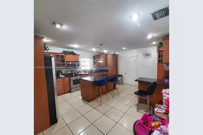55 SW 60th Ct, Miami, FL 33144 - Photo 16