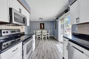 3753 NW 73rd Way, Coral Springs, FL 33065 - Photo 4