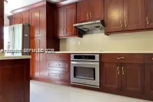 16323 NW 23rd St, Pembroke Pines, FL 33028 - Photo 2