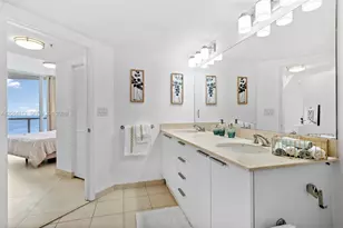 16699 Collins Ave, Sunny Isles Beach, FL 33160 - Photo 12