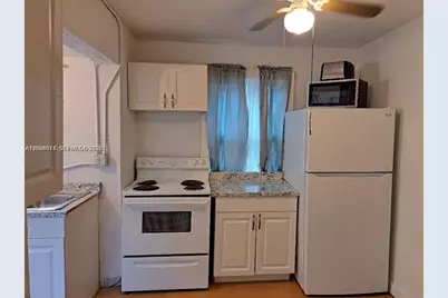 217 Southridge Rd #Lower Unit, Delray Beach, FL 33444 - Photo 6