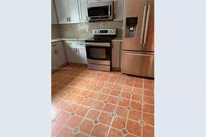 1829 Matterhorn Dr #0, Orlando, FL 32818 - Photo 2