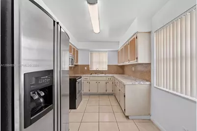 1540 NE 191st St #145, Miami, FL 33179 - Photo 4