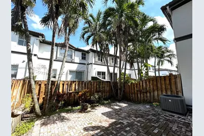 11501 NW 77th St #0, Doral, FL 33178 - Photo 4