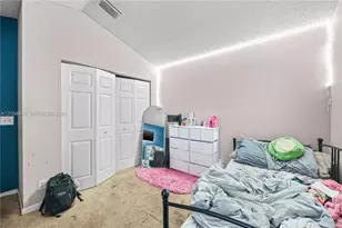 1065 W Fairfax Cir W, Boynton Beach, FL 33436 - Photo 10