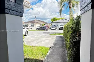 14652 SW 114th Terrace, Miami, FL 33186 - Photo 2
