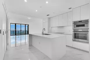 700 NE 24th St, Miami, FL 33137 - Photo 2