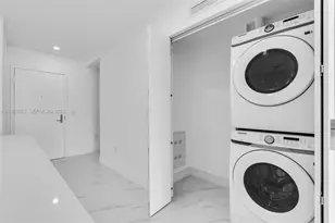 700 NE 24th St, Miami, FL 33137 - Photo 30