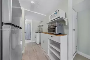 1320 NE 27th Ave, Pompano Beach, FL 33062 - Photo 8