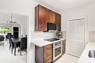2366 SW 10th St, Miami, FL 33135 - Photo 14