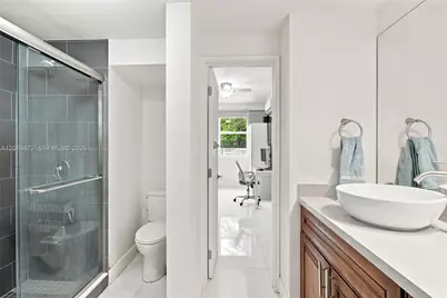 2366 SW 10th St, Miami, FL 33135 - Photo 26