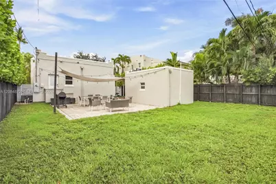 2366 SW 10th St, Miami, FL 33135 - Photo 30