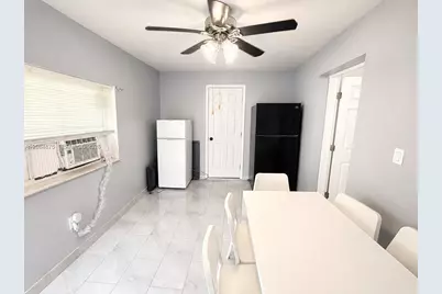 970 SW 80 Ave #1, North Lauderdale, FL 33068 - Photo 6
