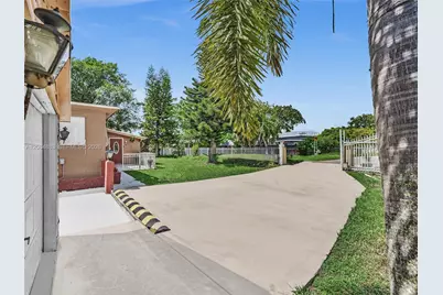 5220 SW 26th Ave, Dania Beach, FL 33312 - Photo 54