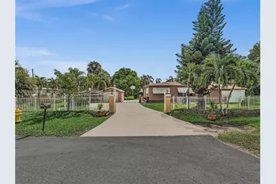5220 SW 26th Ave, Dania Beach, FL 33312 - Photo 2