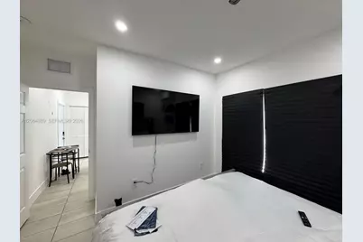 1631 NW 3 St #8, Miami, FL 33125 - Photo 8