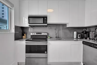 1440 16th St #3, Miami Beach, FL 33139 - Photo 18