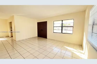 2820 SW 25th St #2820, Miami, FL 33133 - Photo 4