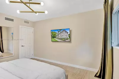 1415 16th St #4, Miami Beach, FL 33139 - Photo 26