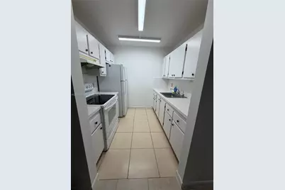 13350 SW 1st St #107P, Pembroke Pines, FL 33027 - Photo 8