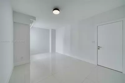 2127 Brickell Ave #1605, Miami, FL 33129 - Photo 26